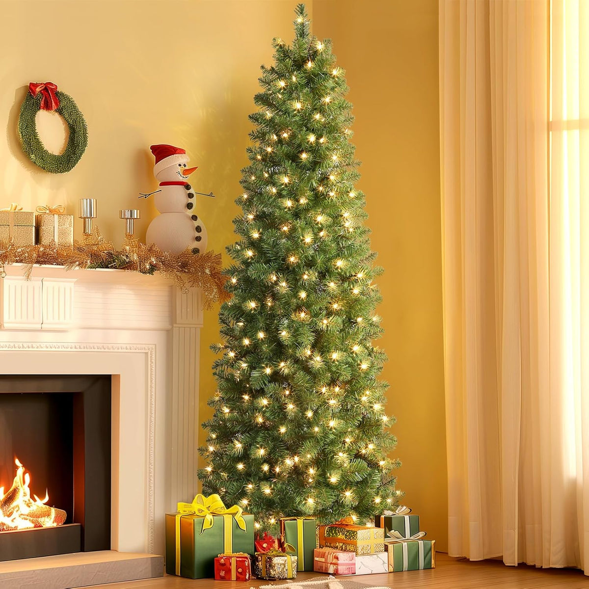 ShopNEW pre-lit artificial Christmas tree